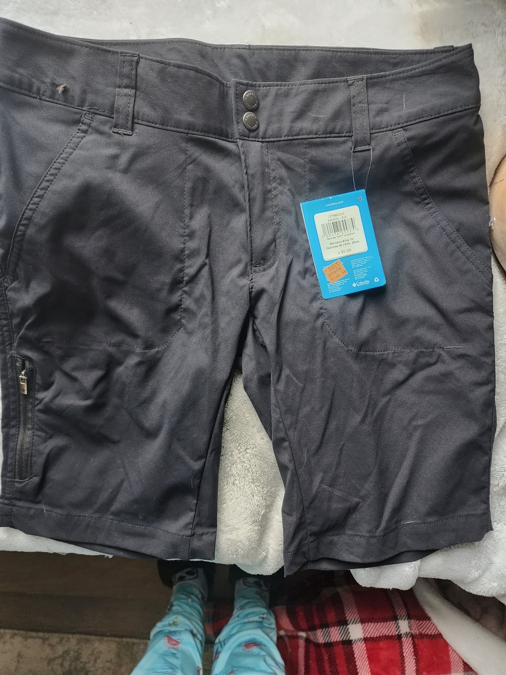 Columbia Women's Black Athletic Outdoor Shorts with Zipper Pocket